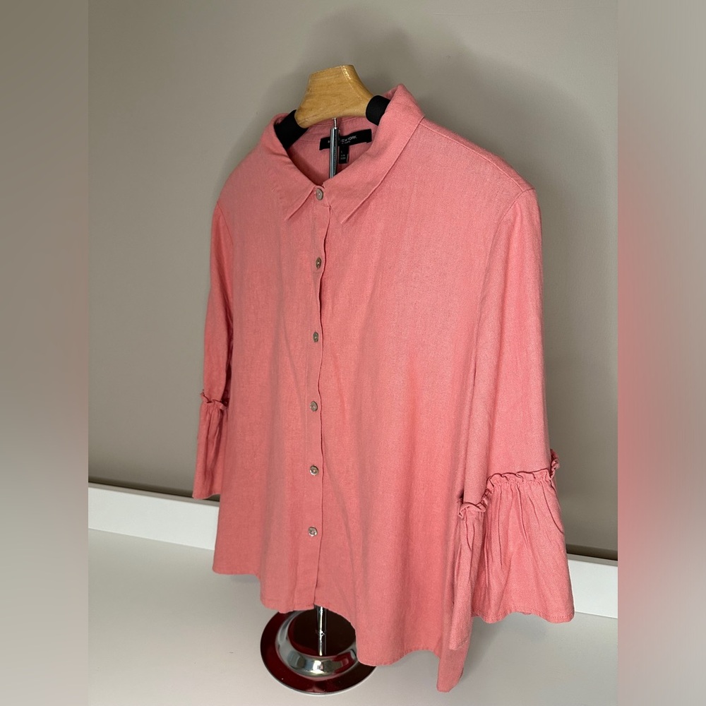 Linen Buttoned Down Flutter Sleeve Top by Marc